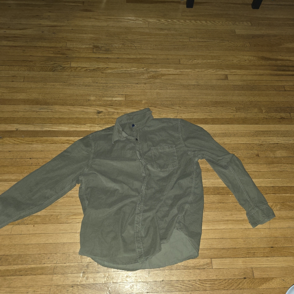 Men's Green Shirt